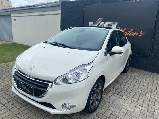 PEUGEOT 208 1.6 GRIFFE 16V FLEX 4P MANUAL PEUGEOT 208 1.6 GRIFFE 16V FLEX 4P MANUAL